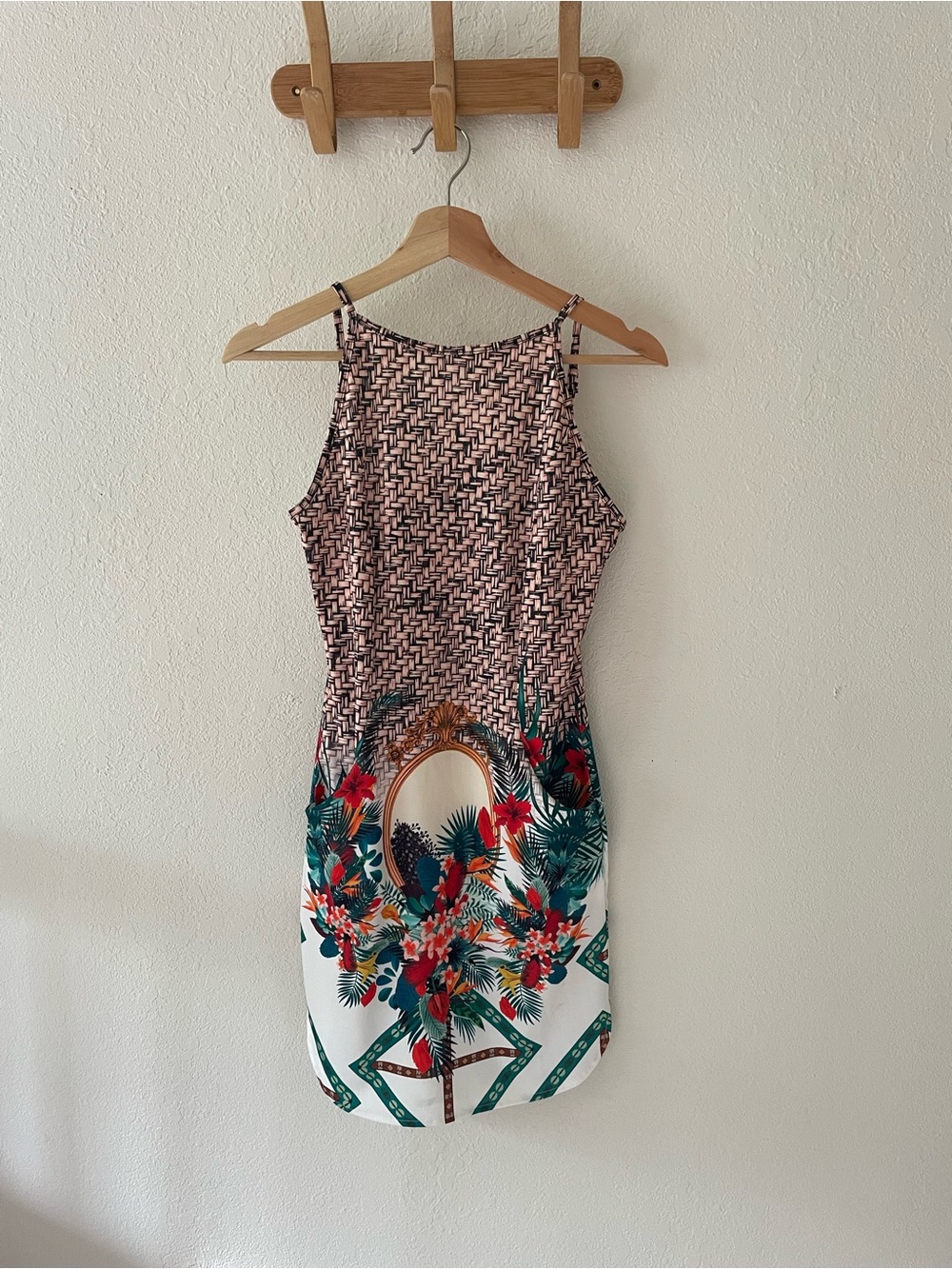 Women’s CBR Tropical Low Back High Neck Vacation Mini Dress SZ XS